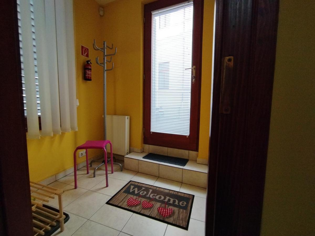 Keltaur Studio Apartman With Garage Διαμέρισμα Πετς Εξωτερικό φωτογραφία